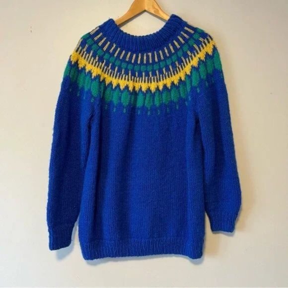 Hand knitted royal blue yellow green classic Nordic fair isle oversized sweater - Picture 6 of 8